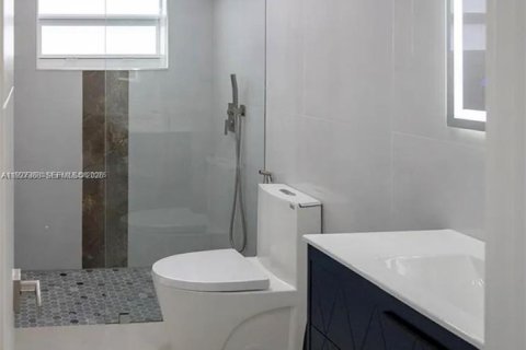 House in Homestead, Florida 3 bedrooms, 123.93 sq.m. № 2188534 - photo 5