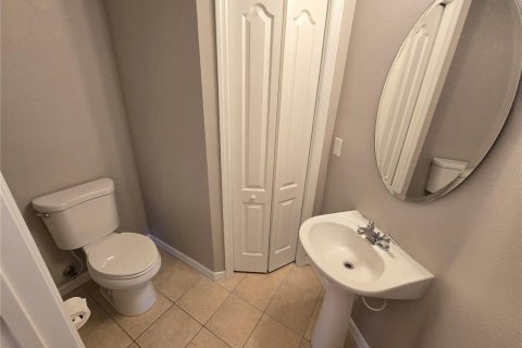 Townhouse in Venice, Florida 3 bedrooms, 139.35 sq.m. № 2122437 - photo 9