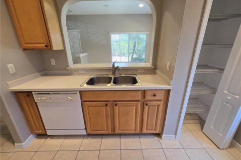 Townhouse in Venice, Florida 3 bedrooms, 139.35 sq.m. № 2122437 - photo 4