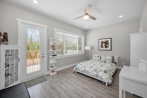 House in Tampa, Florida 3 bedrooms, 198.63 sq.m. № 1761921 - photo 14