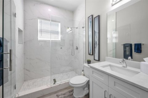 House in Tampa, Florida 3 bedrooms, 198.63 sq.m. № 1761921 - photo 10