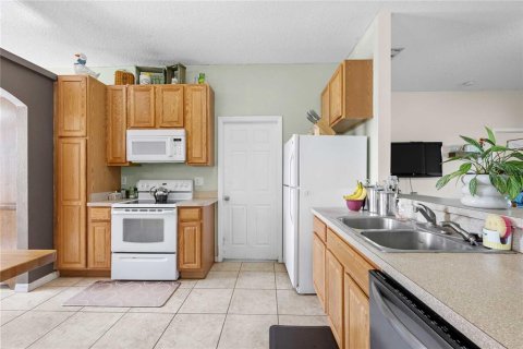 Casa en venta en Bushnell, Florida, 3 dormitorios, 150.69 m2 № 2238079 - foto 4