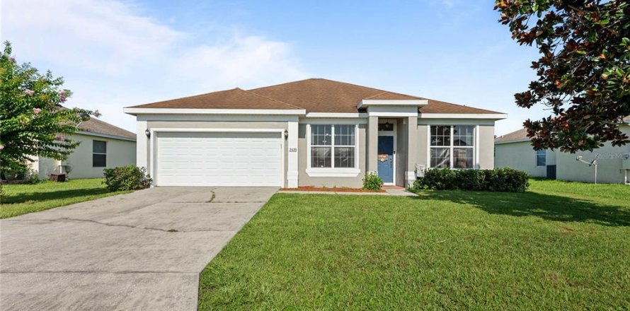 Casa en Bushnell, Florida 3 dormitorios, 150.69 m2 № 2238079