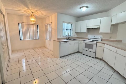 Villa ou maison à vendre à Palm Coast, Floride: 3 chambres, 144.09 m2 № 2394196 - photo 7
