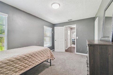 Casa en venta en Brandon, Florida, 4 dormitorios, 187.2 m2 № 1857883 - foto 26