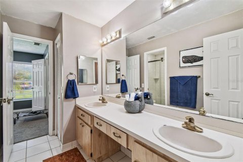 Casa en venta en Brandon, Florida, 4 dormitorios, 187.2 m2 № 1857883 - foto 29