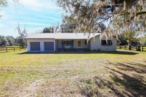 Casa en Ocala, Florida 4 dormitorios, 173.73 m2 № 2354527