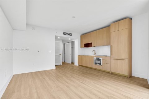 Condominio en venta en Miami, Florida, 57.32 m2 № 2184037 - foto 4