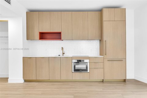 Condominio en venta en Miami, Florida, 57.32 m2 № 2184037 - foto 3