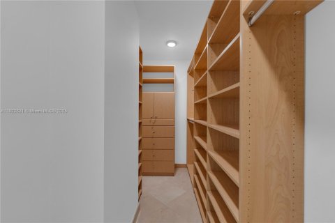 Condo in Bal Harbour, Florida, 2 bedrooms  № 1792541 - photo 28