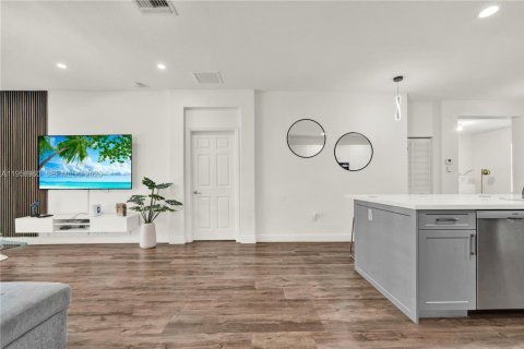 House in Homestead, Florida 3 bedrooms, 150.59 sq.m. № 2017798 - photo 13