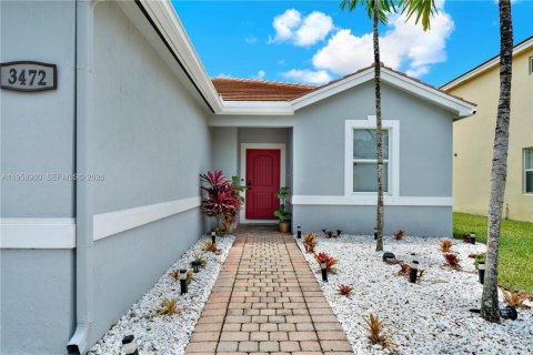 House in Homestead, Florida 3 bedrooms, 150.59 sq.m. № 2017798 - photo 5