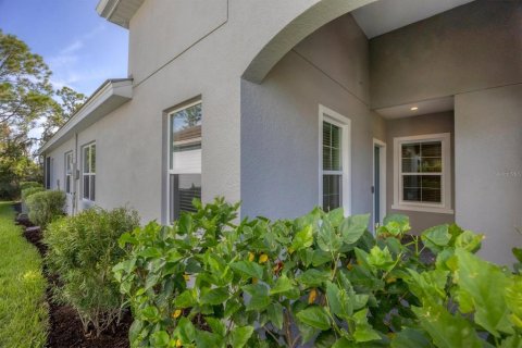 House in Bradenton, Florida 3 bedrooms, 170.2 sq.m. № 1869834 - photo 10