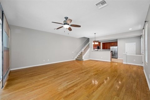 Adosado en venta en Tampa, Florida, 3 dormitorios, 162.58 m2 № 1838003 - foto 6