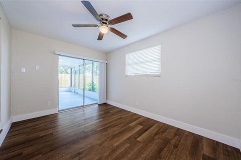 Casa en alquiler en Dunedin, Florida, 2 dormitorios, 100.89 m2 № 1879211 - foto 17