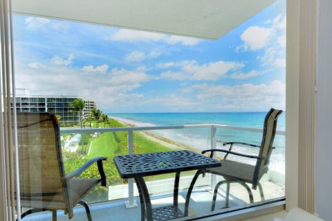 Copropriété à louer à Palm Beach, Floride: 2 chambres, 138.98 m2 № 2087719 - photo 3