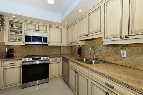 Copropriété à louer à Palm Beach, Floride: 2 chambres, 138.98 m2 № 2087719 - photo 5
