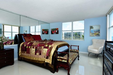 Copropriété à louer à Palm Beach, Floride: 2 chambres, 138.98 m2 № 2087719 - photo 13