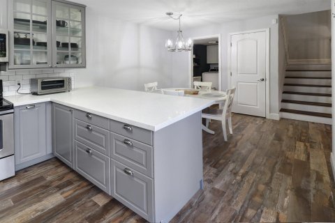 Townhouse in Plantation, Florida 2 bedrooms, 127.46 sq.m. № 2389870 - photo 6