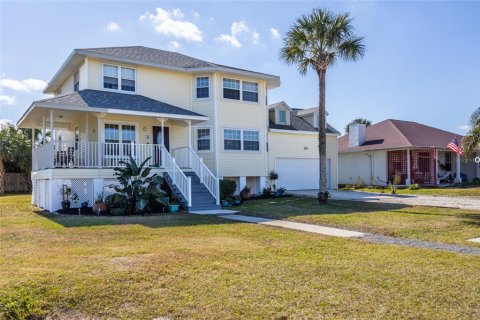 House in Palm Coast, Florida 4 bedrooms, 238.94 sq.m. № 2212800 - photo 9