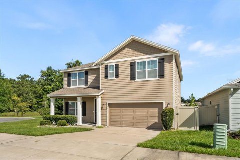 Casa en venta en Gainesville, Florida, 5 dormitorios, 237.46 m2 № 2200392 - foto 2