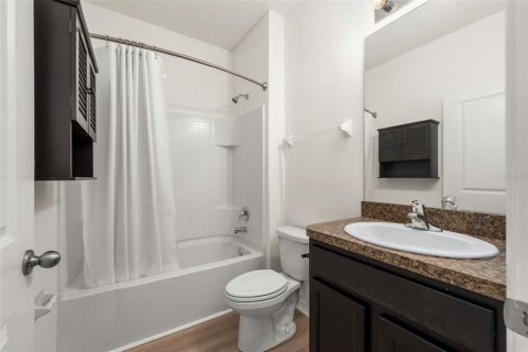 Casa en venta en Gainesville, Florida, 5 dormitorios, 237.46 m2 № 2200392 - foto 19
