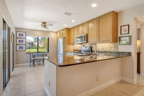 Copropriété à vendre à Sarasota, Floride: 3 chambres, 137.59 m2 № 1637633 - photo 14