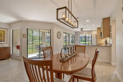Copropriété à vendre à Sarasota, Floride: 3 chambres, 137.59 m2 № 1637633 - photo 12