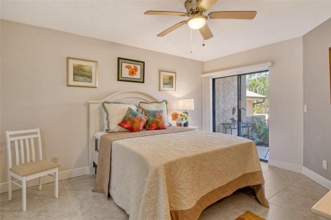 Copropriété à vendre à Sarasota, Floride: 3 chambres, 137.59 m2 № 1637633 - photo 28