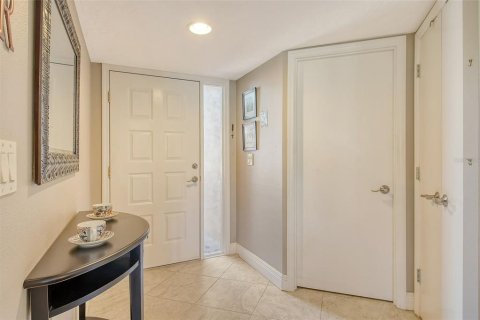 Copropriété à vendre à Sarasota, Floride: 3 chambres, 137.59 m2 № 1637633 - photo 6