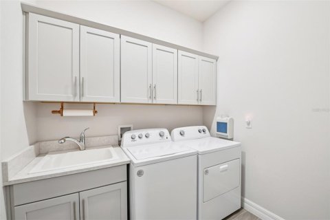 Casa en venta en Winter Garden, Florida, 4 dormitorios, 272.67 m2 № 1824104 - foto 30