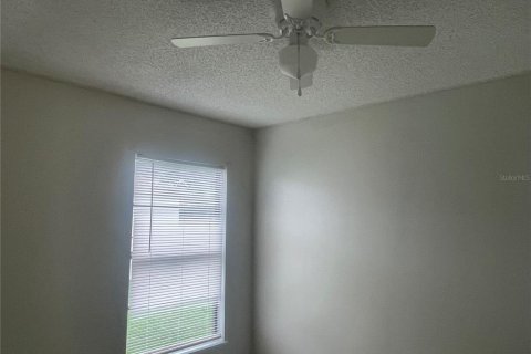 House in Kissimmee, Florida 3 bedrooms, 164.99 sq.m. № 2223509 - photo 7