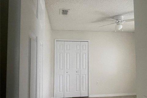 House in Kissimmee, Florida 3 bedrooms, 164.99 sq.m. № 2223509 - photo 4