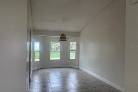 House in Kissimmee, Florida 3 bedrooms, 164.99 sq.m. № 2223509 - photo 12