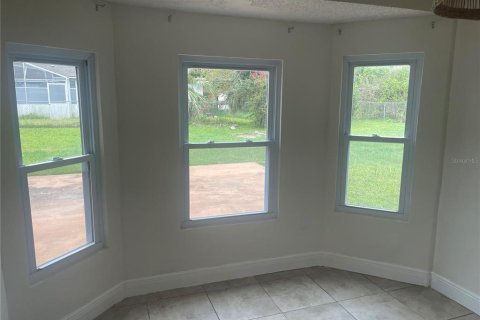 House in Kissimmee, Florida 3 bedrooms, 164.99 sq.m. № 2223509 - photo 18