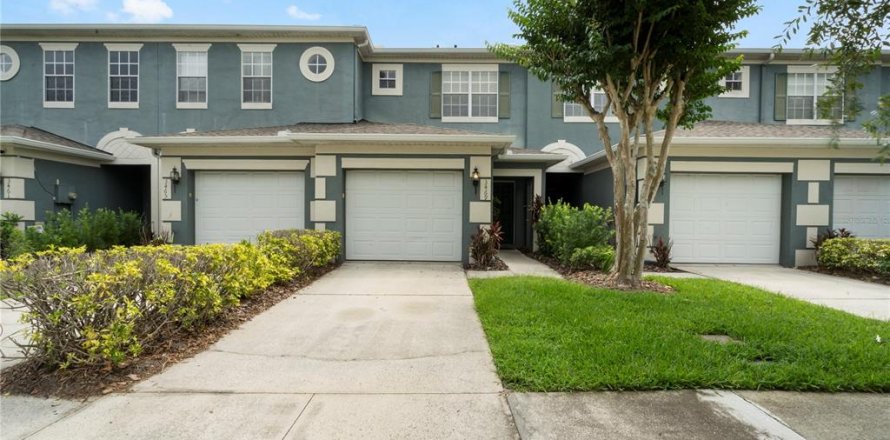 Condominio en Orlando, Florida, 2 dormitorios  № 2102390
