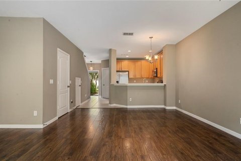 Condominio en alquiler en Orlando, Florida, 2 dormitorios, 121.14 m2 № 2102390 - foto 8