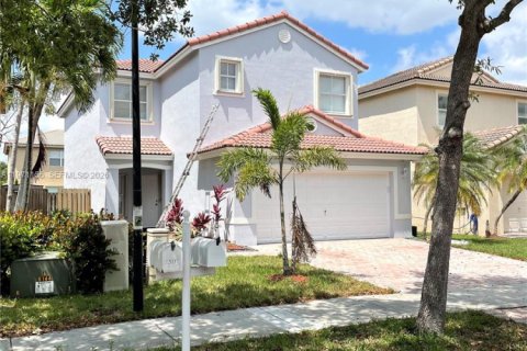 Casa en alquiler en Homestead, Florida, 4 dormitorios, 179.12 m2 № 2032730 - foto 12