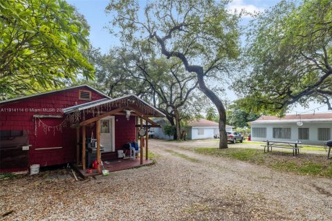 Villa ou maison à vendre à El Portal, Floride: 3 chambres, 453.92 m2 № 1970488 - photo 19