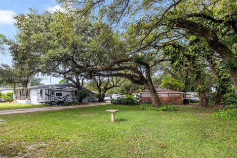 Villa ou maison à vendre à El Portal, Floride: 3 chambres, 453.92 m2 № 1970488 - photo 10