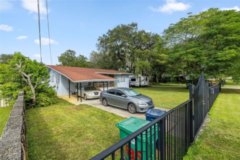 Villa ou maison à vendre à El Portal, Floride: 3 chambres, 453.92 m2 № 1970488 - photo 21