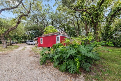 Villa ou maison à vendre à El Portal, Floride: 3 chambres, 453.92 m2 № 1970488 - photo 17
