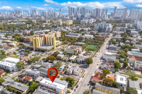 Immobilier commercial à vendre à Miami, Floride № 2170297 - photo 4