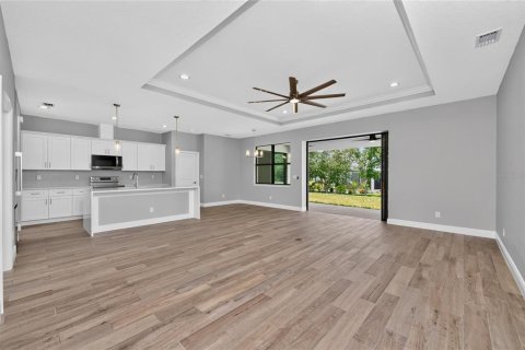 House in Port Charlotte, Florida 3 bedrooms, 161.65 sq.m. № 2224985 - photo 5