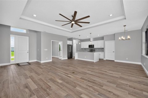 House in Port Charlotte, Florida 3 bedrooms, 161.65 sq.m. № 2224985 - photo 6