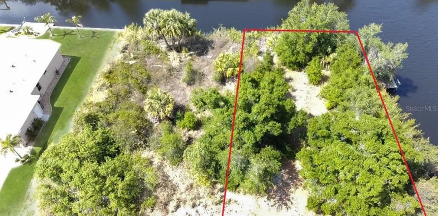 Land in Punta Gorda, Florida № 1647742