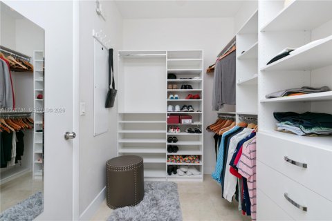 Снять в аренду кондоминиум в Санни-Айлс-Бич, Флорида 3 спальни, 179.58м2, № 2032080 - фото 11