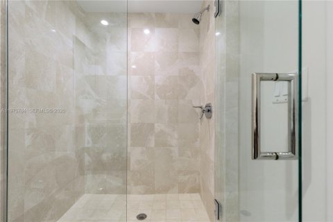 Снять в аренду кондоминиум в Санни-Айлс-Бич, Флорида 3 спальни, 179.58м2, № 2032080 - фото 27