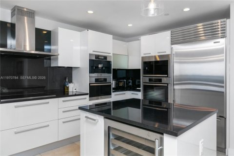 Снять в аренду кондоминиум в Санни-Айлс-Бич, Флорида 3 спальни, 179.58м2, № 2032080 - фото 5