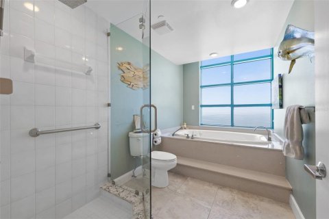 Condominio en venta en Clearwater, Florida, 3 dormitorios, 213.68 m2 № 1521478 - foto 18